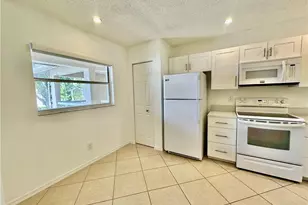 709 Landover Cir, Naples, FL 34104 - Photo 3