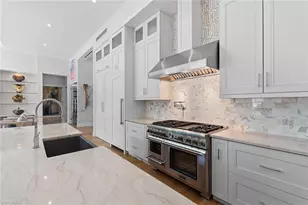 720 Orchid Dr, Naples, FL 34102 - Photo 21