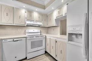 325 Charlemagne Blvd, Naples, FL 34112 - Photo 17