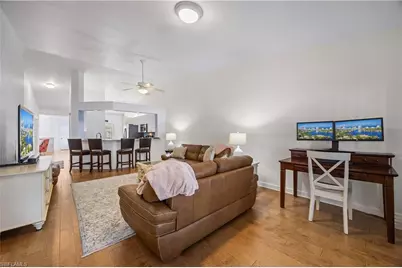 7050 Barrington Cir #202, Naples, FL 34108 - Photo 9