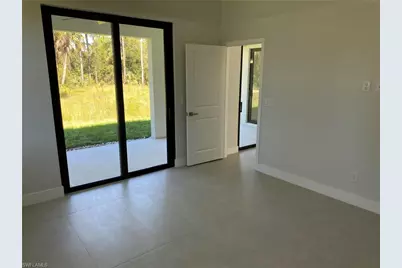 706 W 10th St, Lehigh Acres, FL 33972 - Photo 9