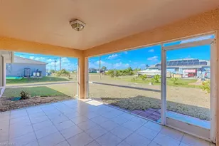 2526 NE 2nd Pl, Cape Coral, FL 33909 - Photo 25