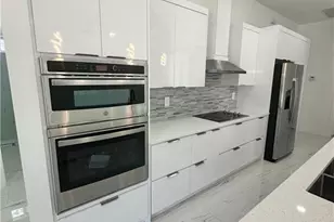 818 State Ave, Lehigh Acres, FL 33972 - Photo 7