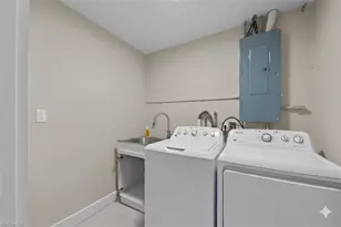 8552 Lagoon Rd, Fort Myers Beach, FL 33931 - Photo 17