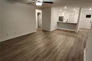 868 Winwood Cir, Fort Myers, FL 33913 - Photo 9