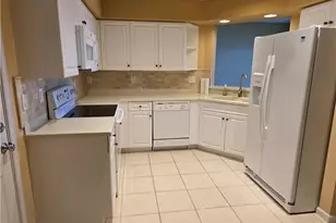 25069 Peacock Ln, Naples, FL 34114 - Photo 13