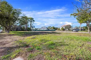 5037 Starfish Ave, Naples, FL 34103 - Photo 7