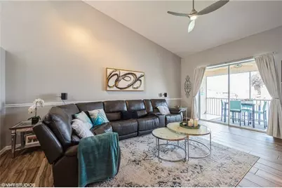 290 Robin Hood Cir #202, Naples, FL 34104 - Photo 9