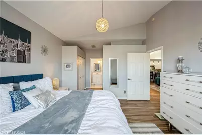 290 Robin Hood Cir #202, Naples, FL 34104 - Photo 31