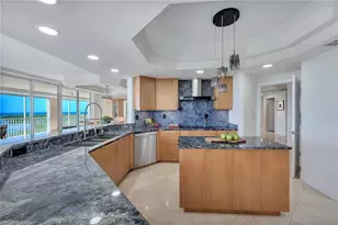 425 Dockside Dr, Naples, FL 34110 - Photo 17