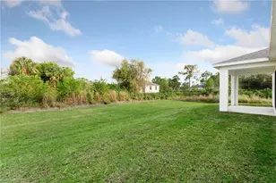 386 Palencia Ave, Lehigh Acres, FL 33974 - Photo 23