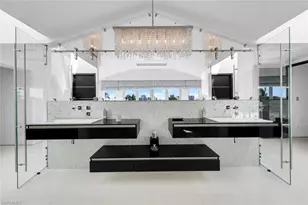 260 Channel Dr, Naples, FL 34108 - Photo 19