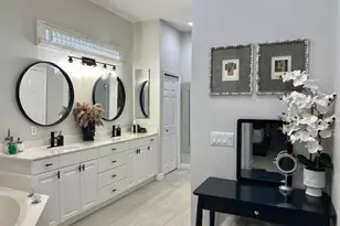 3411 Sandpiper Way, Naples, FL 34109 - Photo 19