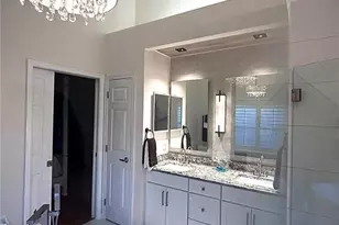 102 Palm Frond Ct, Naples, FL 34104 - Photo 19