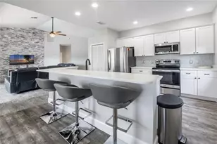 7107 Falcons Glen Blvd, Naples, FL 34113 - Photo 9