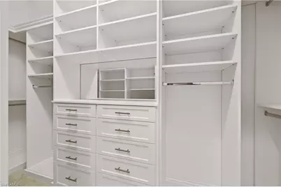 447 Egret Ave, Naples, FL 34108 - Photo 21