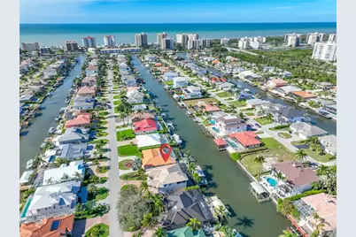 447 Egret Ave, Naples, FL 34108 - Photo 7