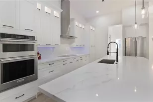 111 17th St NW, Naples, FL 34120 - Photo 15