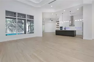 111 17th St NW, Naples, FL 34120 - Photo 9