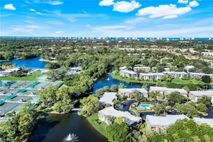 1672 Spoonbill Ln, Naples, FL 34105 - Photo 27