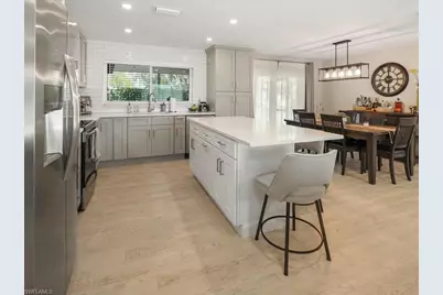 4821 Molokai Dr, Naples, FL 34112 - Photo 9