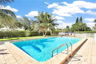 2000 Alamanda Dr, Naples, FL 34102 - Photo 15