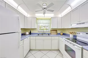 2000 Alamanda Dr, Naples, FL 34102 - Photo 23