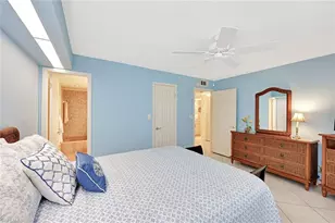 2000 Alamanda Dr, Naples, FL 34102 - Photo 27