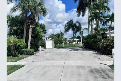 1659 Diamond Lake Cir, Naples, FL 34114 - Photo 3