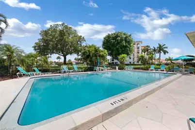 5 High Point Cir W #212, Naples, FL 34103 - Photo 13