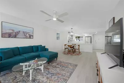 5 High Point Cir W #212, Naples, FL 34103 - Photo 3
