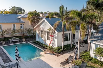 187 Broad Ave S, Naples, FL 34102 - Photo 3