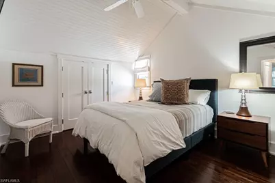 245 Broad Ave S, Naples, FL 34102 - Photo 39