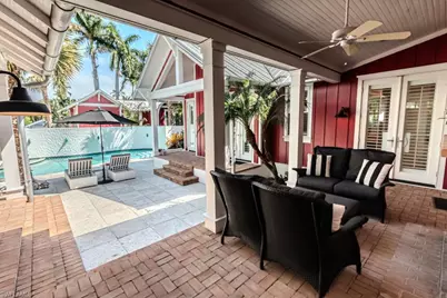 245 Broad Ave S, Naples, FL 34102 - Photo 7