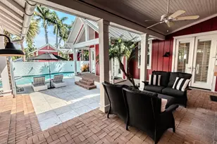 245 Broad Ave S, Naples, FL 34102 - Photo 7