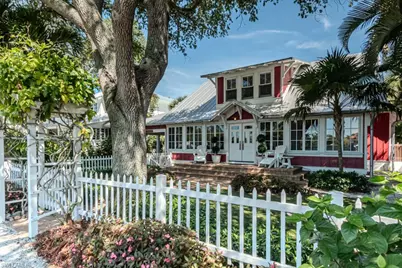 245 Broad Ave S, Naples, FL 34102 - Photo 1