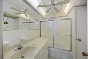 383 Harbour Dr, Naples, FL 34103 - Photo 37