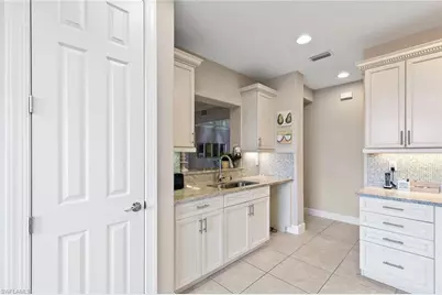 8081 Players Cove Dr #101, Naples, FL 34113 - Photo 9