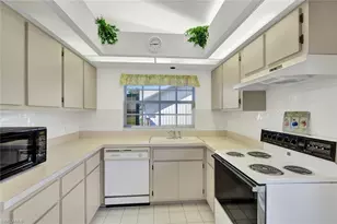 10622 Talmadge Ct, Lehigh Acres, FL 33936 - Photo 9