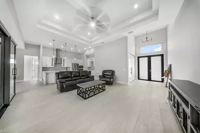 1123 NW 40th Pl, Cape Coral, FL 33993 - Photo 5