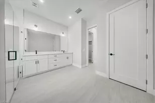 1123 NW 40th Pl, Cape Coral, FL 33993 - Photo 15