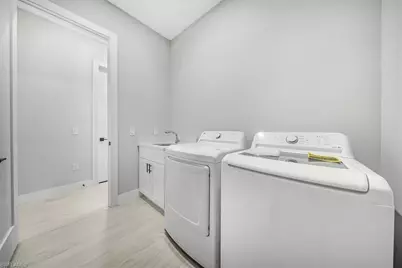 1123 NW 40th Pl, Cape Coral, FL 33993 - Photo 37