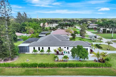 10493 Winterview Dr, Naples, FL 34109 - Photo 37