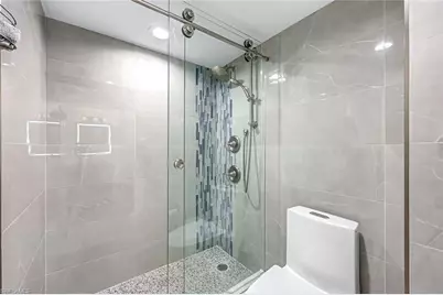 10475 Gulf Shore Dr #112, Naples, FL 34108 - Photo 15