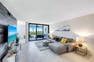 10475 Gulf Shore Dr, Naples, FL 34108 - Photo 3