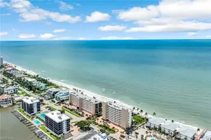 10475 Gulf Shore Dr, Naples, FL 34108 - Photo 23