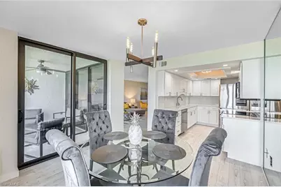 10475 Gulf Shore Dr #112, Naples, FL 34108 - Photo 11