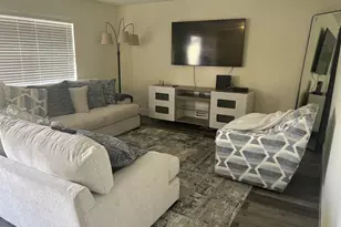 4617 Bayshore Dr, Naples, FL 34112 - Photo 3