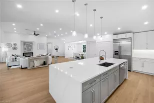 12888 Valewood Dr, Naples, FL 34119 - Photo 5