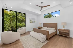 1800 Crayton Rd, Naples, FL 34102 - Photo 15